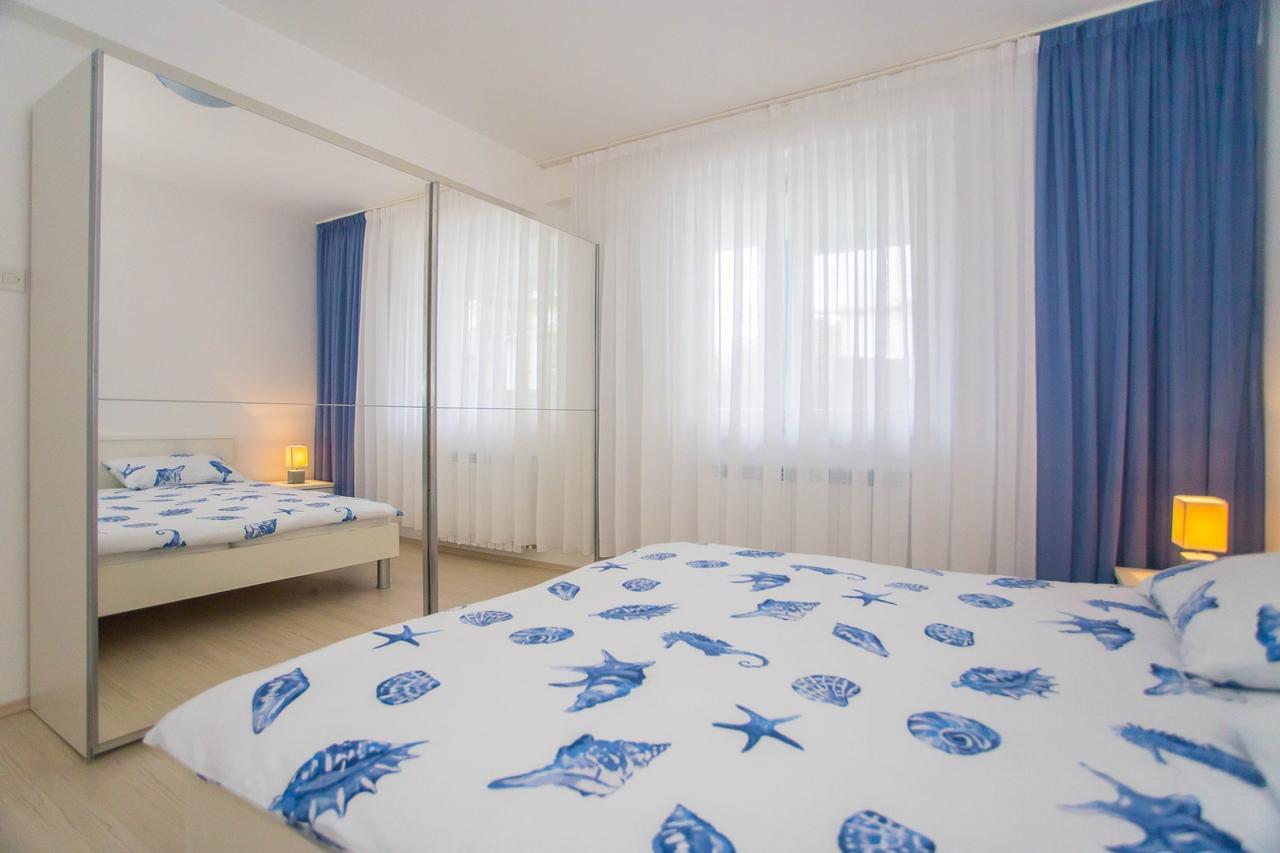 Apartment Aldo II โปเรช ภายนอก รูปภาพ