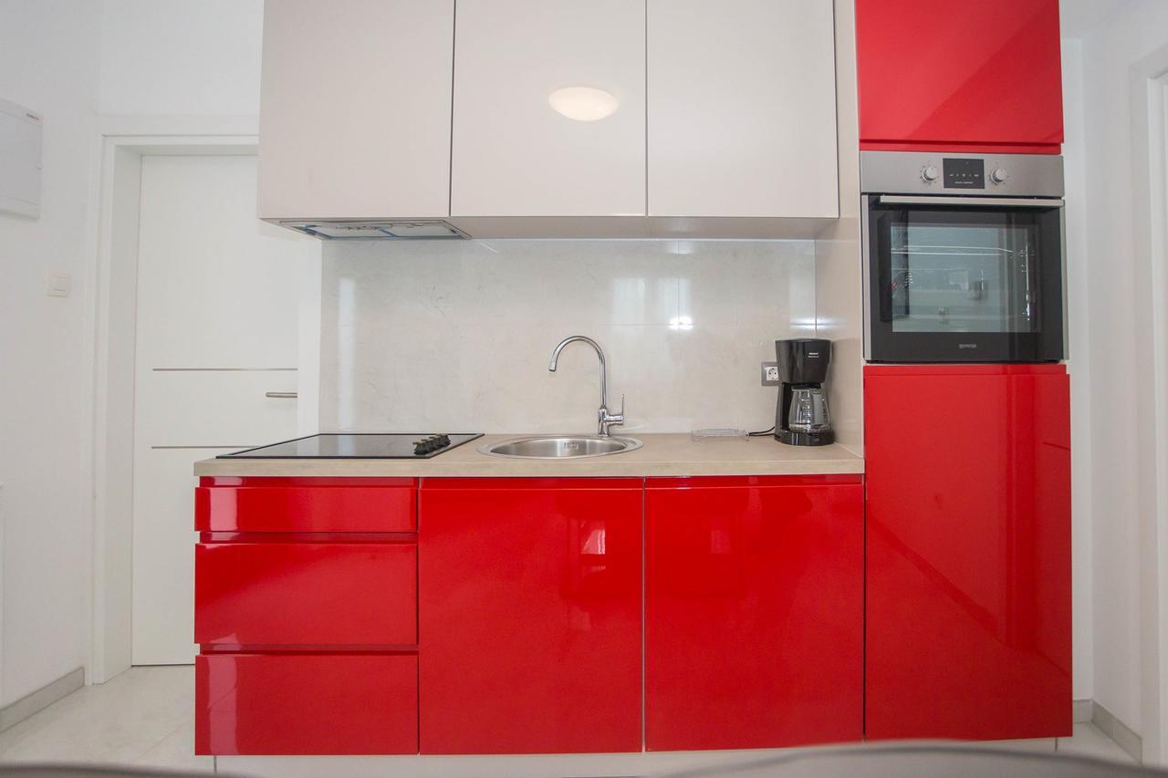 Apartment Aldo II โปเรช ภายนอก รูปภาพ